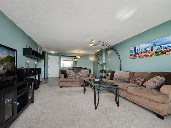 4th image of 1029 E 8th Ave APT 504