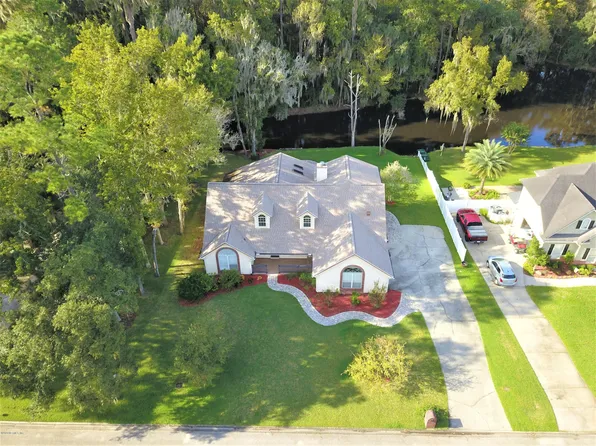 1800 Waterbury Ln, Fleming Island, FL 32003