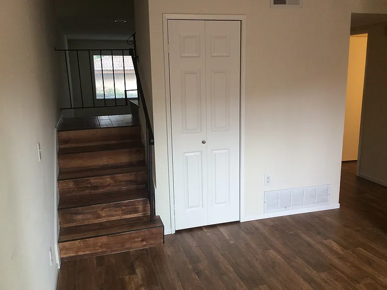 2083 Bay Meadows Dr — Photo 13