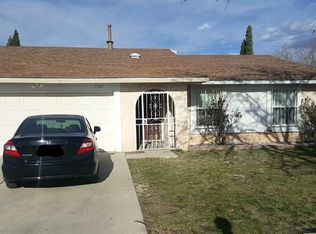 2700 Los Compadres St NW, Albuquerque, NM 87120