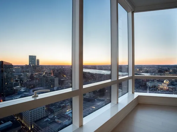 1 Franklin St Unit 3901, Boston, MA 02110