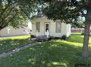 515 5th St, Milford, NE 68405