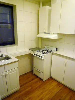 Rented by Authentic Realty | media 10