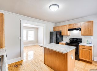 1202 Summit Ave #1214A, Oshkosh, WI 54901