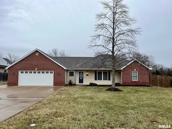 317 N Whitney Ln, Marion, IL 62959