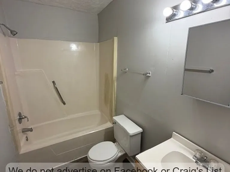 1425-1431 Tangora Ln — Photo 7