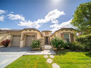 1595 Red Clover Ln, Hemet, CA 92545