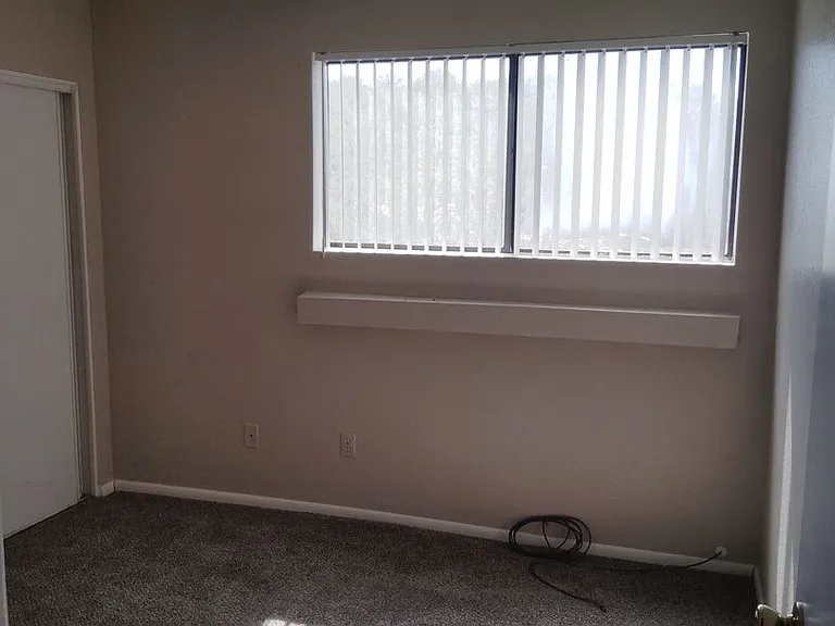 Mammoth Apartments — Photo 30