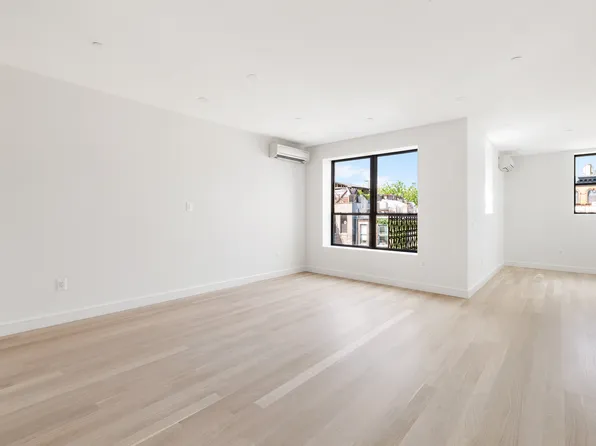 107 West 117th Street image 3 of 11