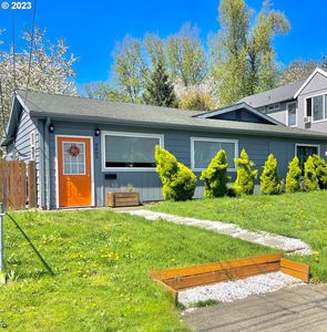 9805 N Clarendon Ave, Portland, OR, 97203