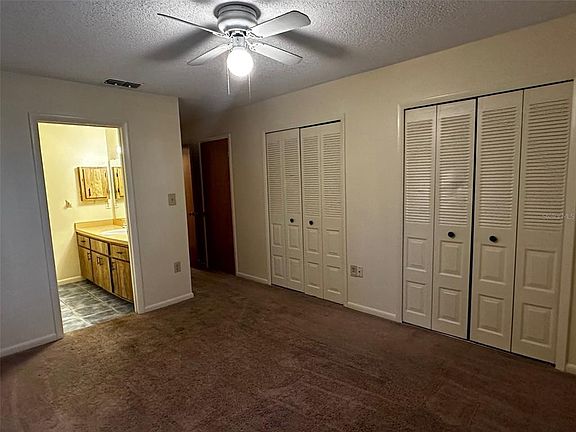 5th image of 26 Kristin Ln