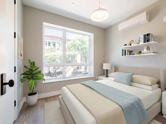 3rd image of 806 Saint Johns Pl APT 2F