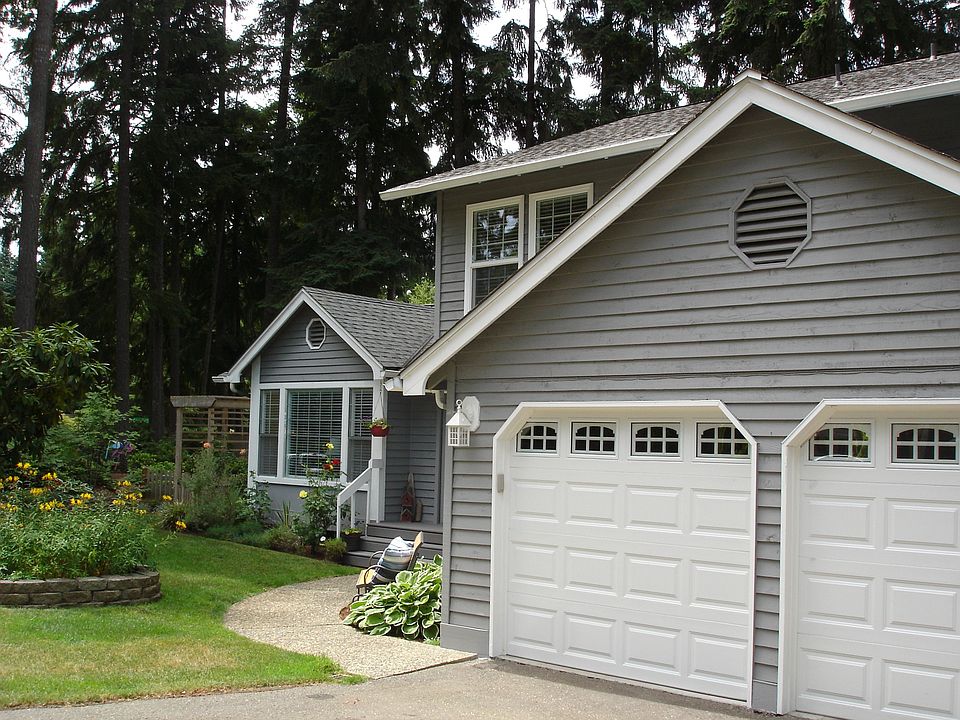 1st image of 8601 Foster Grove Ct NE