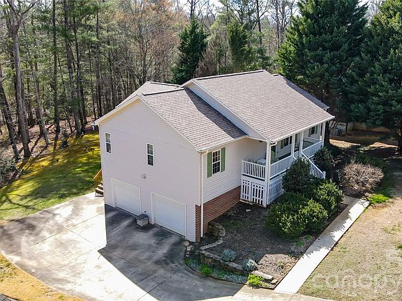 3rd image of 1499 Brentwood Pl