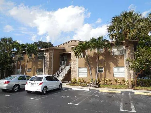 8393 Royal Palm Blvd #102, Pompano Beach, FL 33065