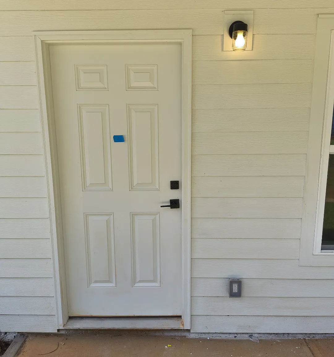 2 bed, 960 sqft, $1,400 — Photo 1