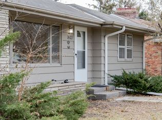 1621 E Old Shakopee Rd, Bloomington, MN 55425