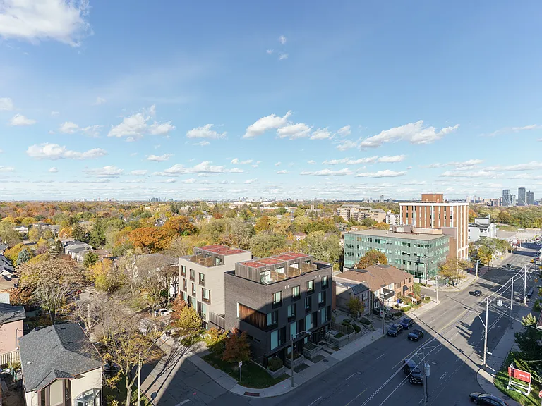 485 Eglinton Ave E — Photo 28