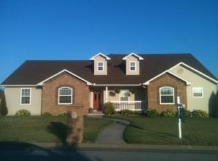 2421 Stephen St, Carthage, MO 64836