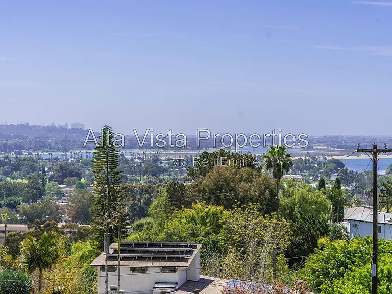 2569 Loring St — Photo 19