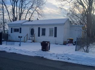 8 Norton St TRAILER 10, Albany, NY 12205