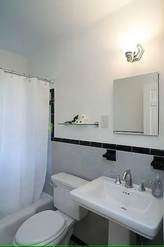 1723 Oakcrest Dr — Photo 19