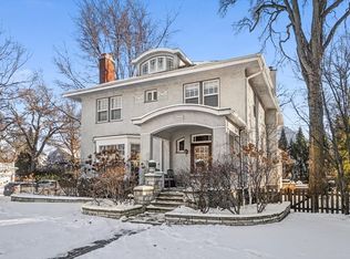 1003 Forest Ave, Wilmette, IL 60091
