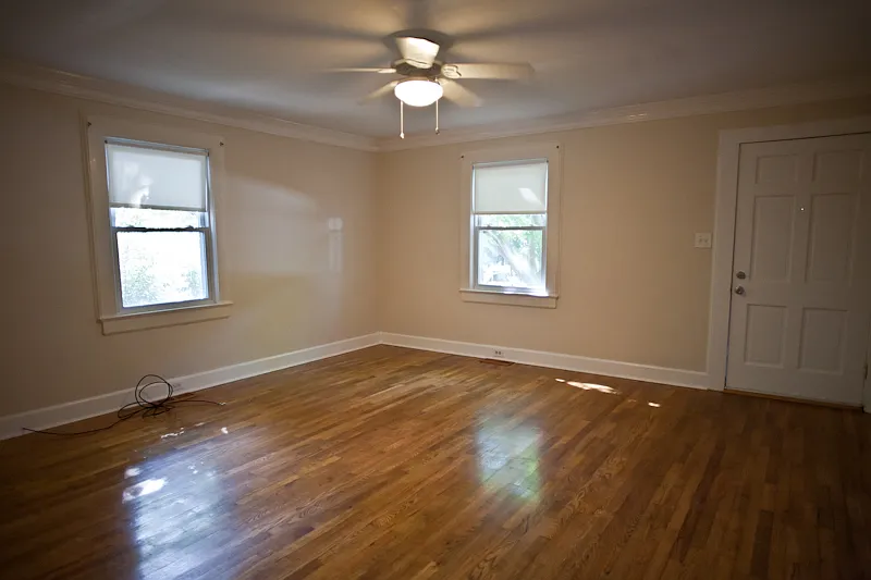 Walk downtown from a 2-bedroom home! — Photo 2