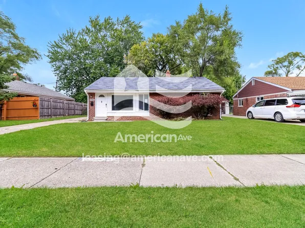 11183 Unity Dr, Warren, MI 48089