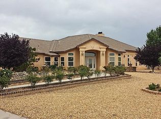 10925 El Centro Rd, Oak Hills, CA 92344