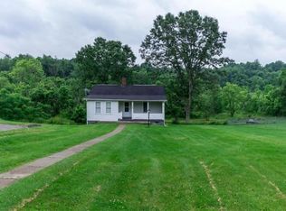 723 Fairbank Herbert Rd, New Salem, PA 15468