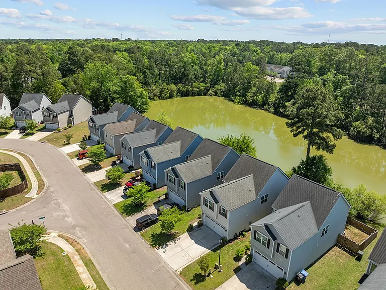 8988 Cat Tail Pond Rd — Photo 49