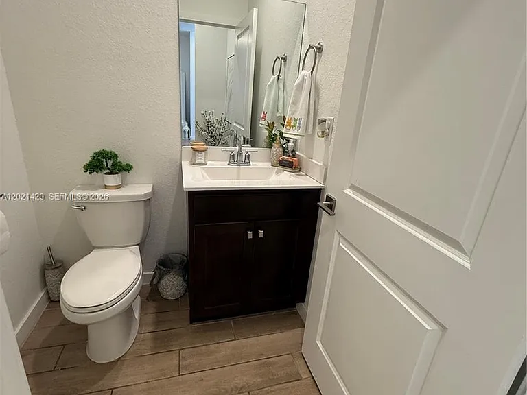 779 SE 18th St #779 — Photo 12