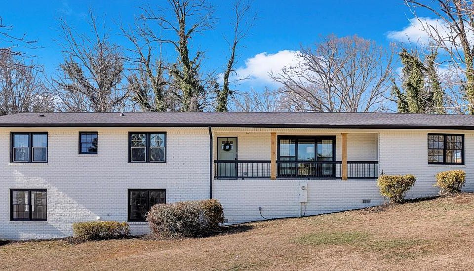 1st image of 1755 Smithwood Dr