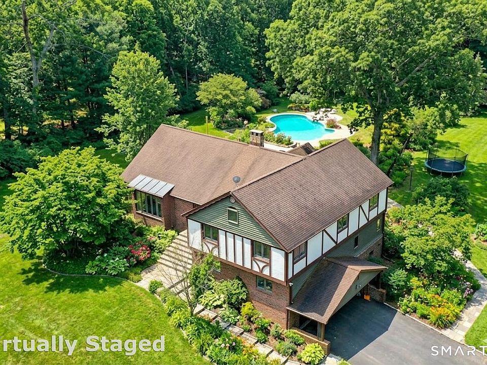 1st image of 10 White Oak Farm Road