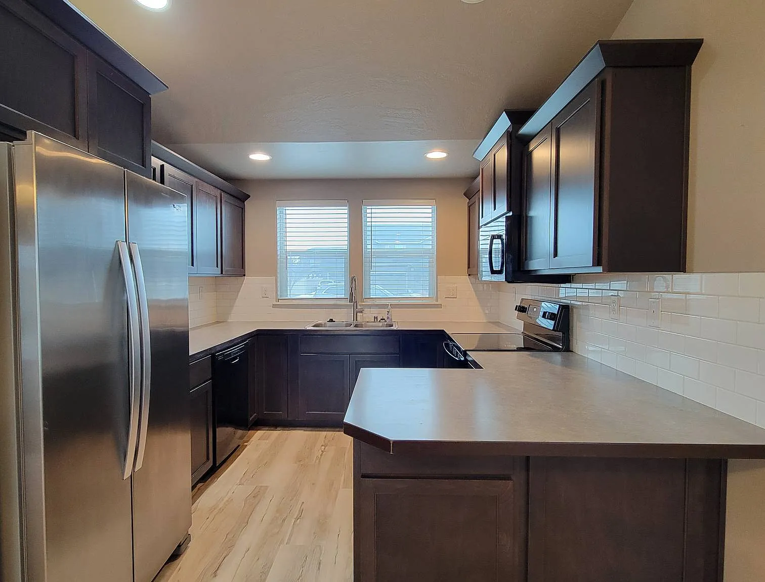 3033 Duval Loop - 1 — Photo 1