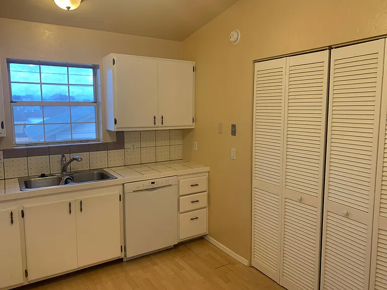 4314 N Miner Rd — Photo 26