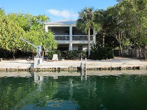 2nd image of 17465 Jamaica Ln