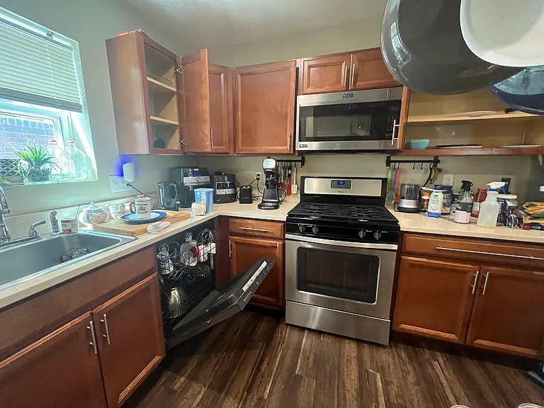 6268 Cabanne Ave — Photo 5