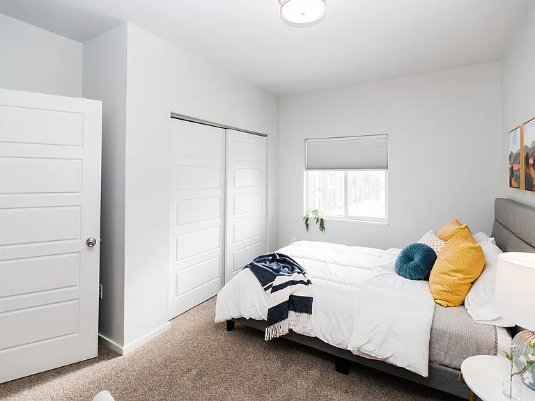 Kascade Place Apartments — Photo 20
