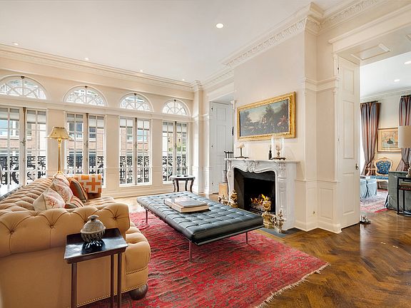 3rd image of 521 Park Ave