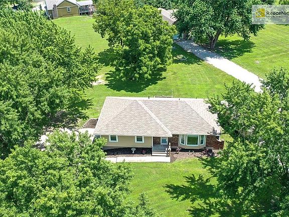 Gorgeous Treed Property