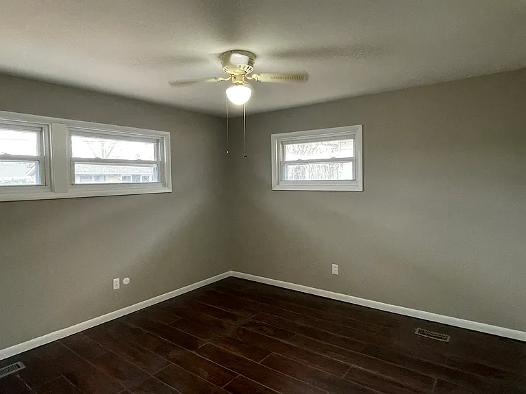 531 Hayden Ave — Photo 7