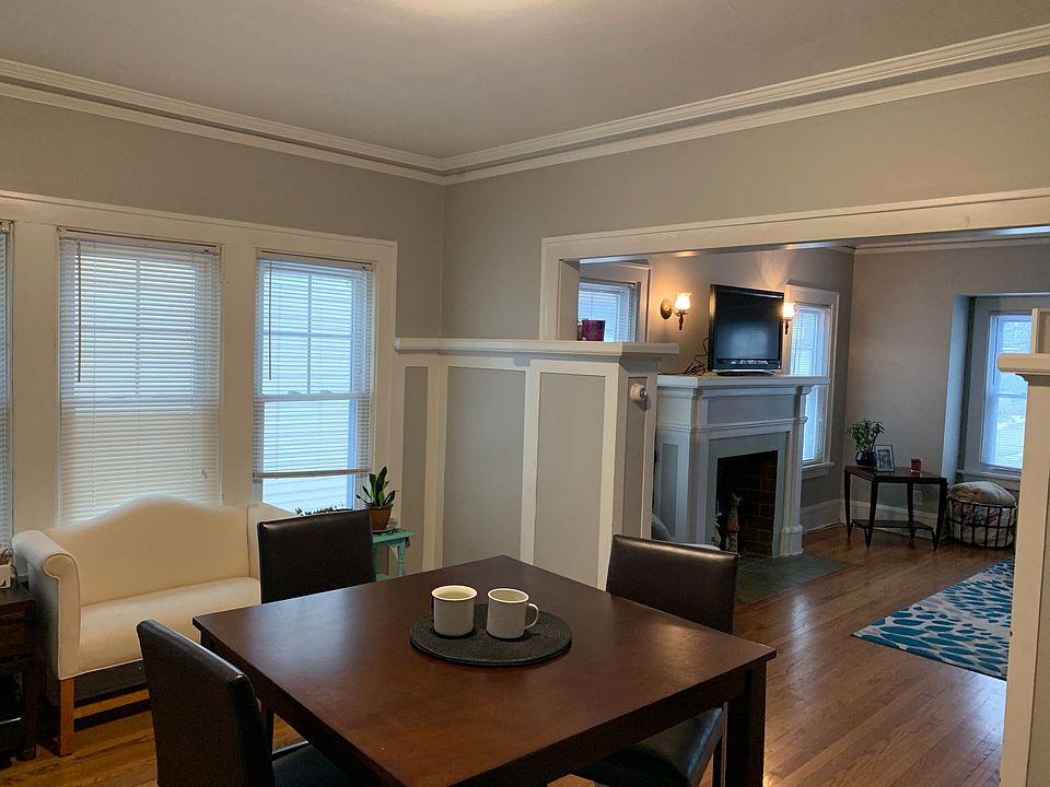 1st image of 3038 N Maryland Ave #3038