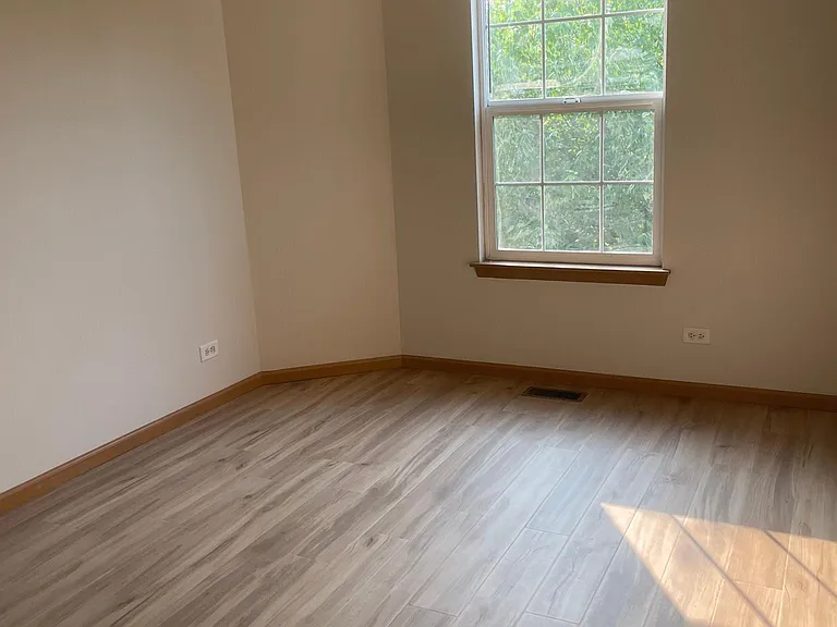 1518 Grand Dr #4 — Photo 13