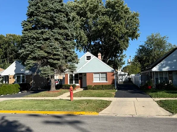 521 53rd Ave, Bellwood, IL 60104