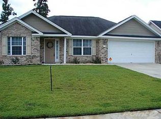 151 Mills Run Dr, Savannah, GA 31405