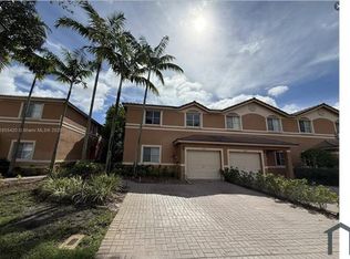 2090 NW 99th Way, Fort Lauderdale, FL 33322