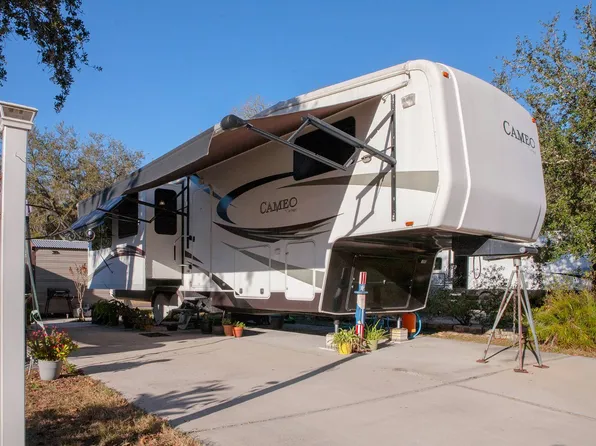 4630 McIntosh Rd Unit G-23, Dover, FL 33527