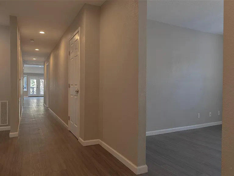 120 Erskine Ferry Rd — Photo 6